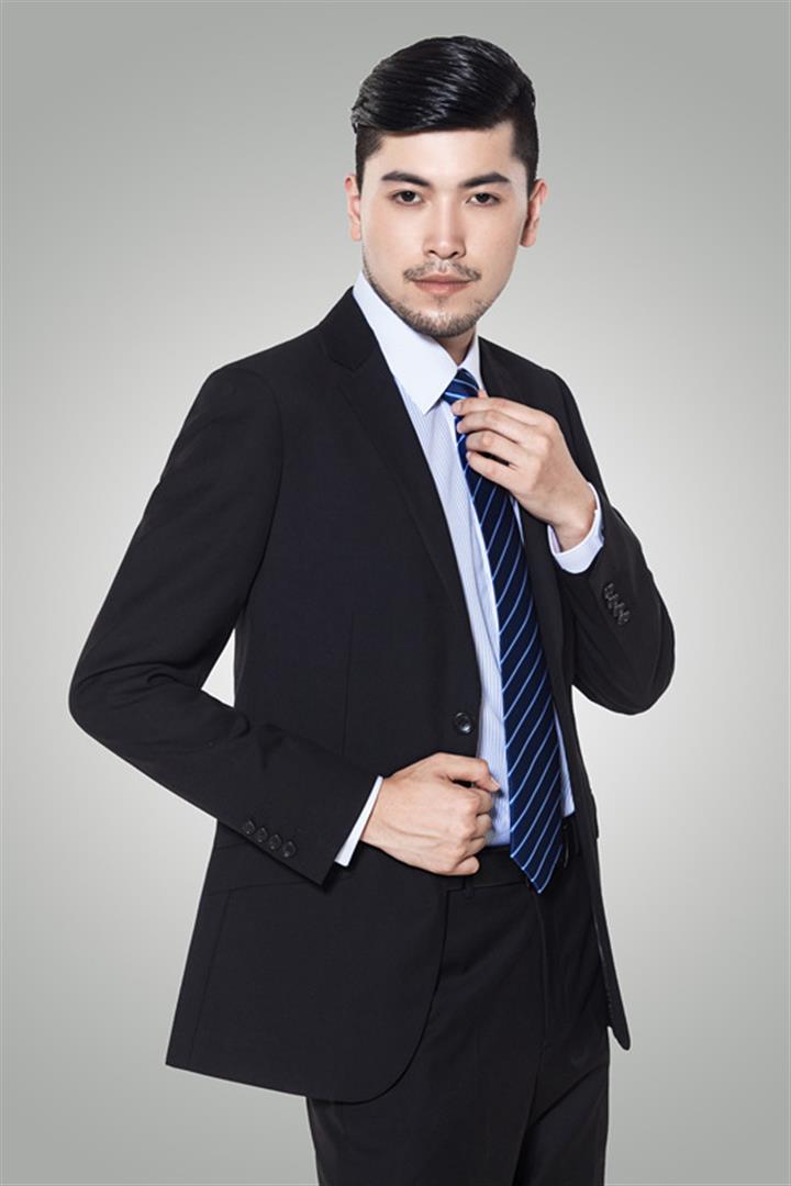 尤燕 品牌视觉系统总监